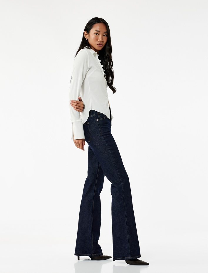  Yüksek Bel Düğme Detaylı Cepli Dar Kesim İspanyol Paça Jean Pantolon - Flare Jeans