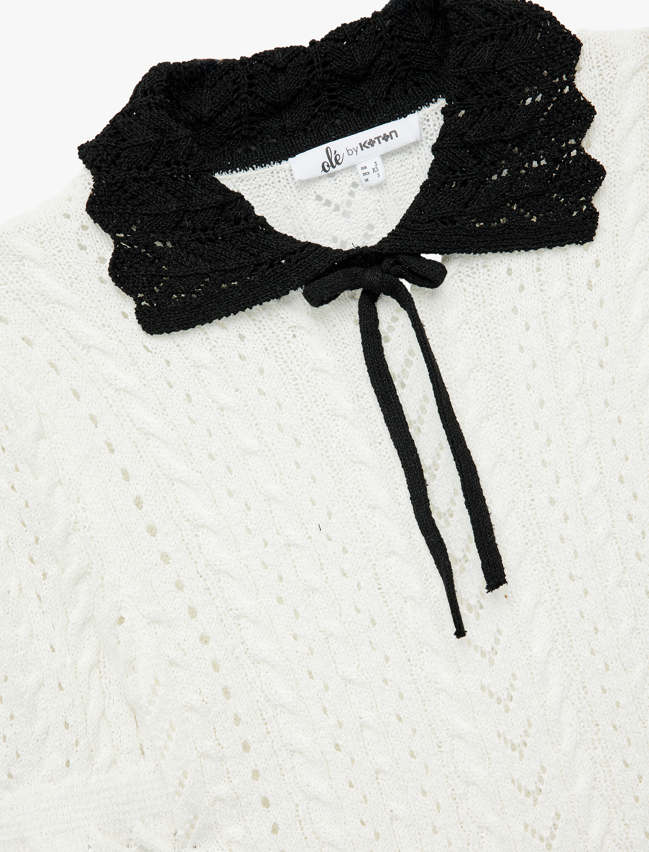   Kısa Kollu Bebe Yaka Fiyonklu Ajurlu Triko Kazak