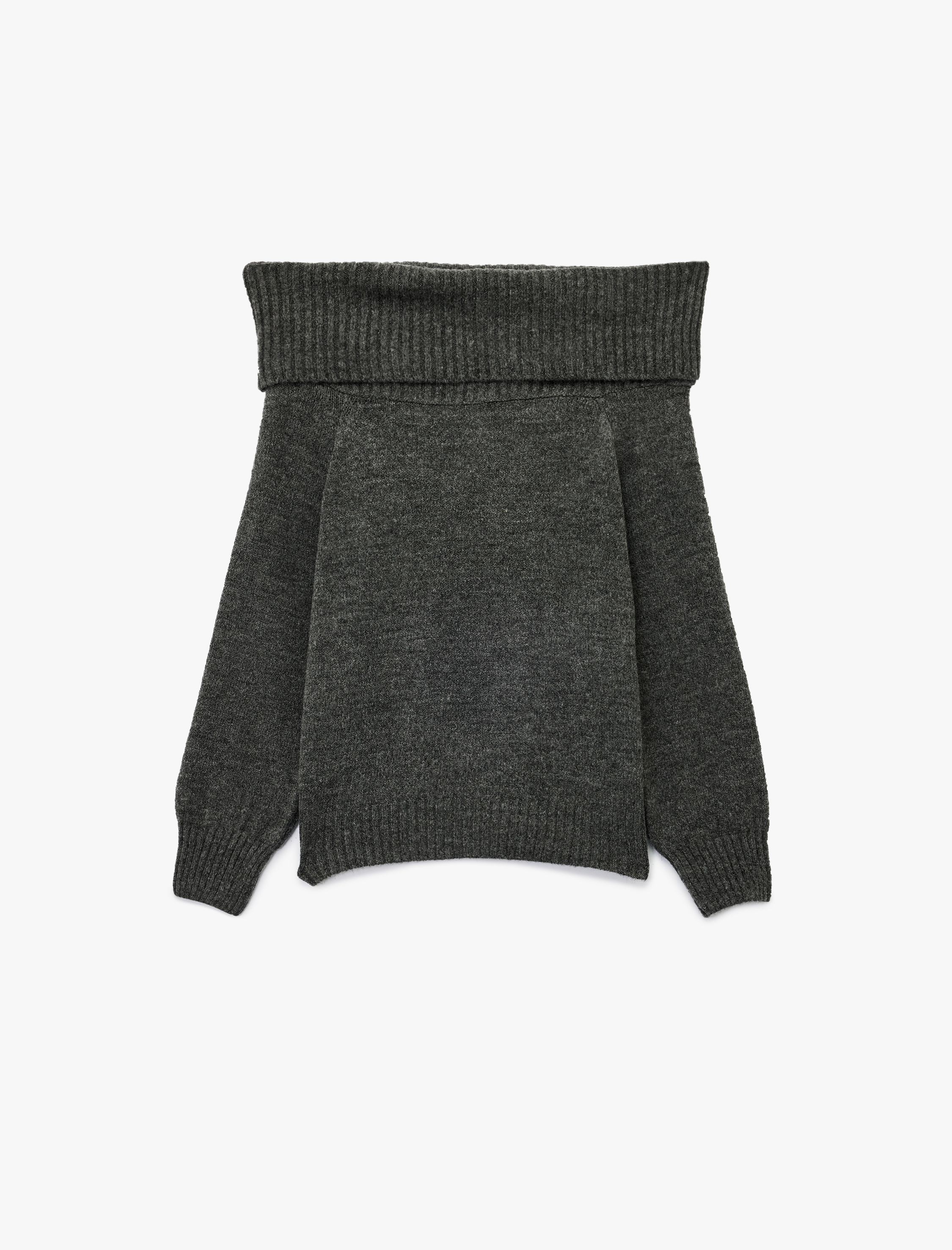   Uzun Kollu Omzu Açık Triko Kazak