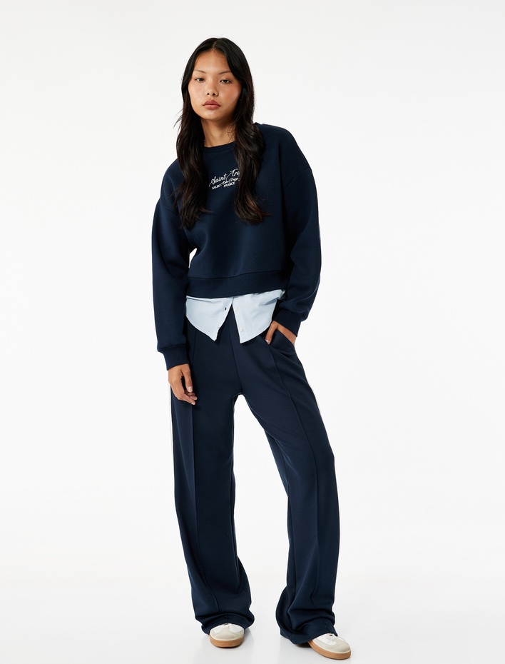  Uzun Kollu Bisiklet Yaka Nakışlı Şardonlu Oversize Sweatshirt