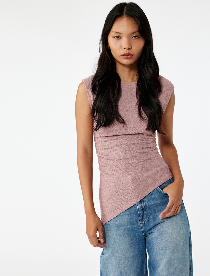  Slim Fit Asimetrik Bisiklet Yaka Bürümcük Kolsuz Tişört