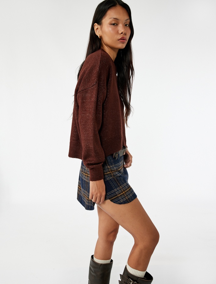  Uzun Kollu Bisiklet Yaka Asimetrik Kesim Triko Kazak