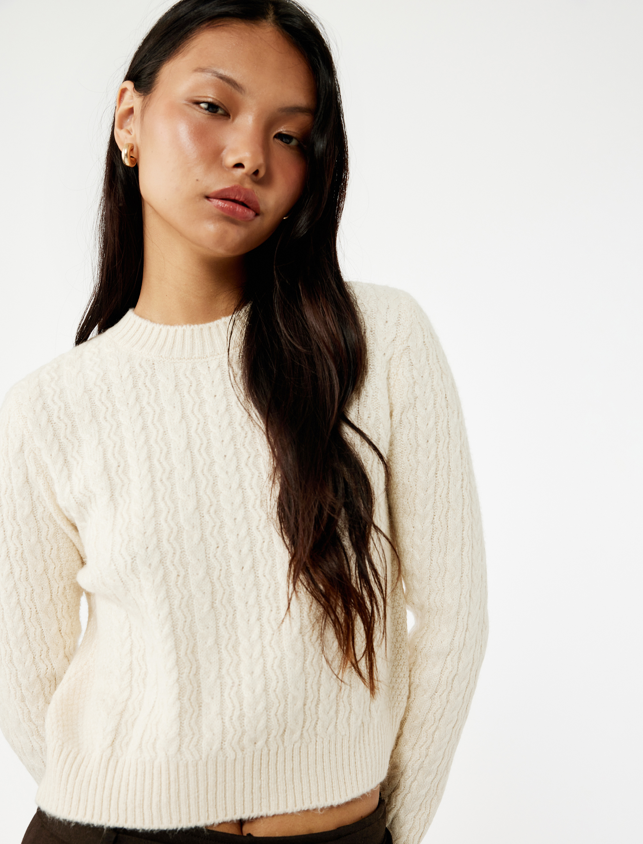   Saç Örgüsü Detaylı Uzun Kollu Bisiklet Yaka Triko Kazak