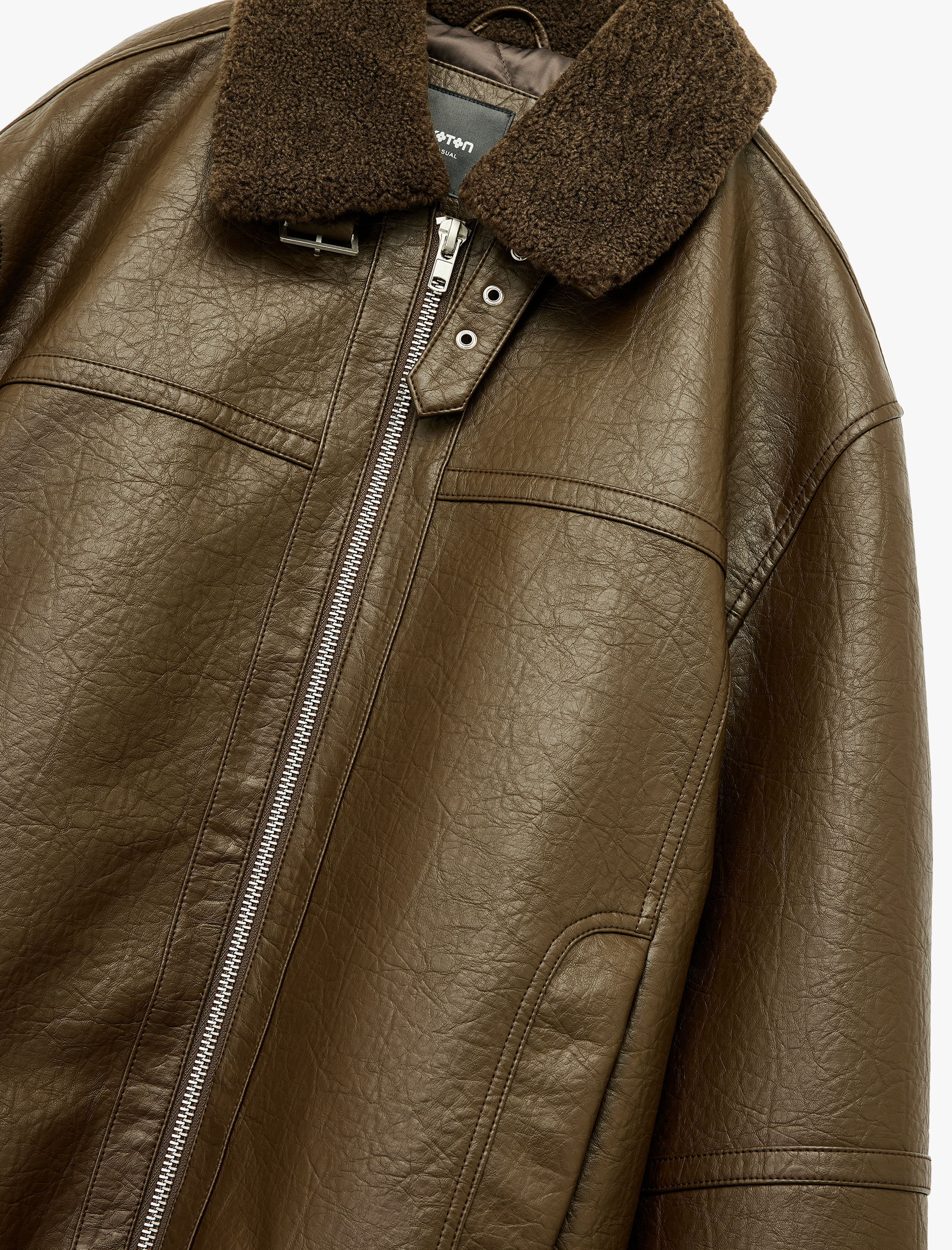   Peluş Yaka Cep Detaylı Uzun Kollu Fermuarlı Suni Deri Ceket