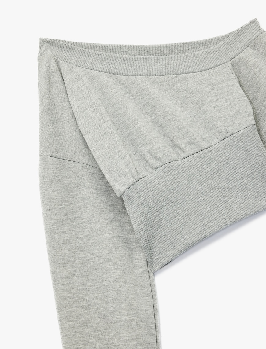 Gri Asimetrik Yaka Omzu Açık Korse Detaylı Uzun Kollu Crop