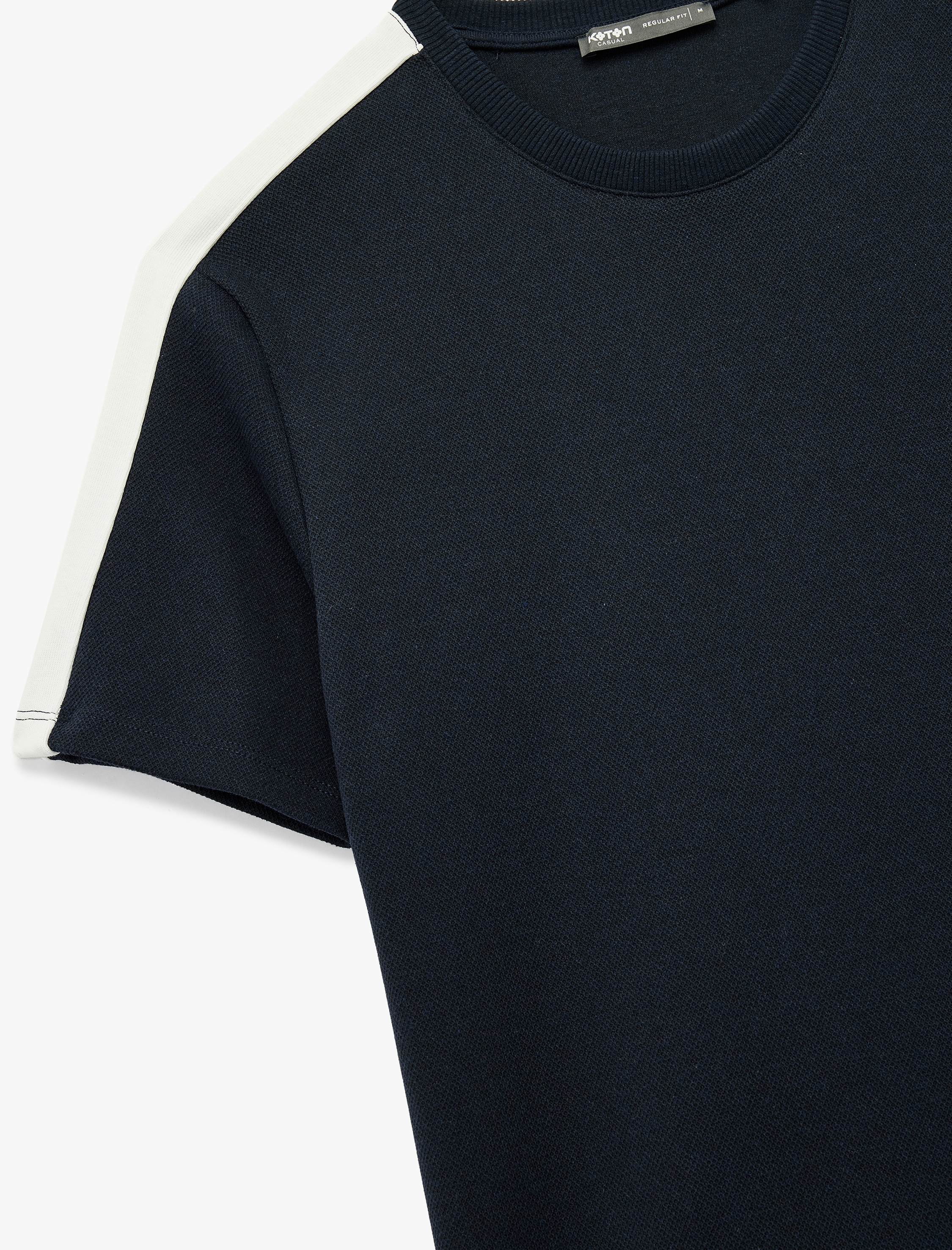   Regular Fit Kısa Kollu Renk Kontrastlı Bisiklet Yaka Tişört