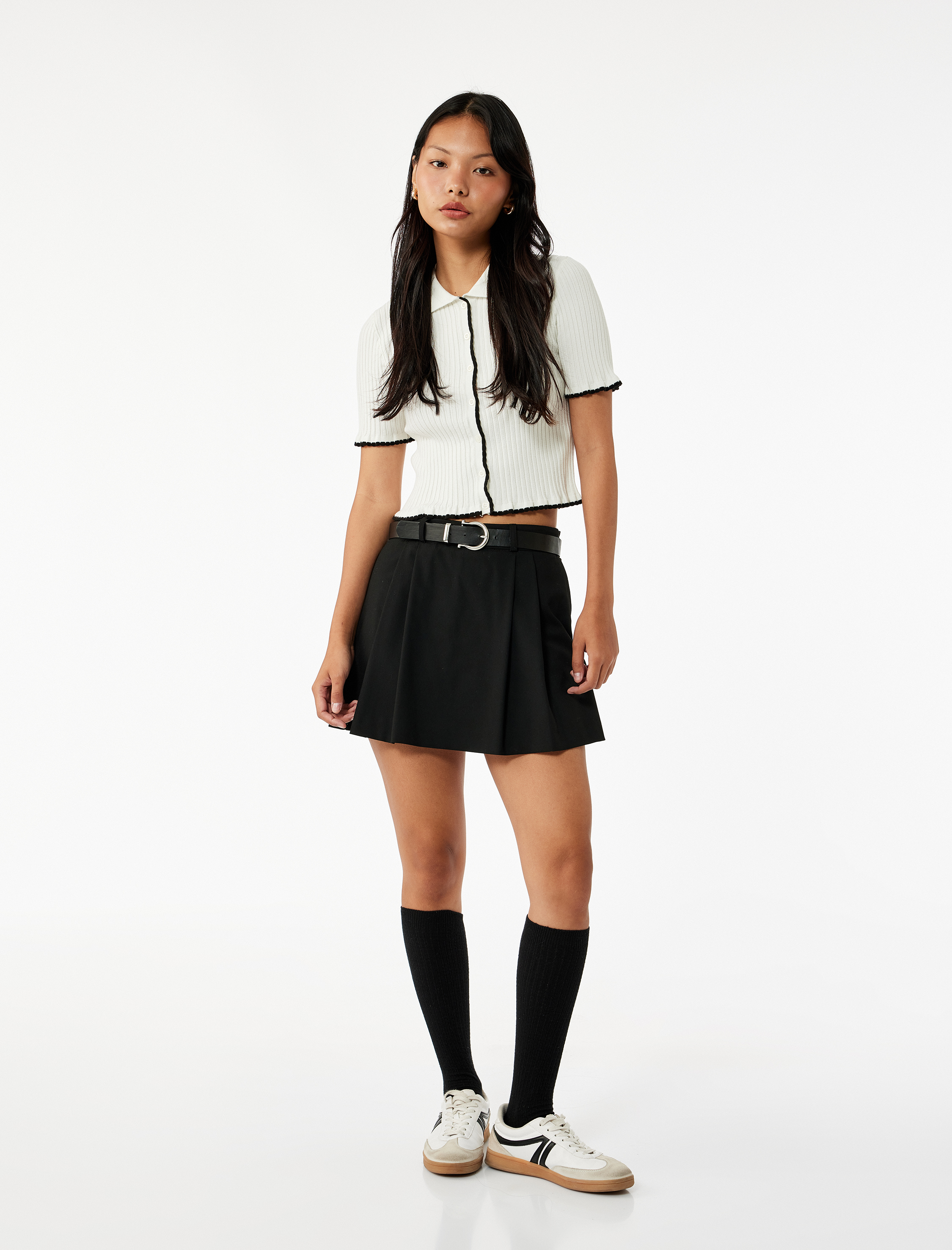   Düğmeli Dikiş Detaylı Kısa Kollu Polo Yaka Kazak