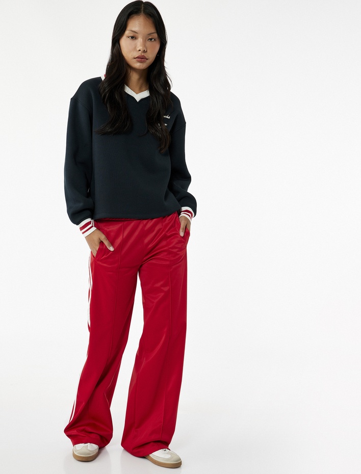  Nakış Detaylı Uzun Kollu Şardonlu Polo Yaka Oversize Sweatshirt