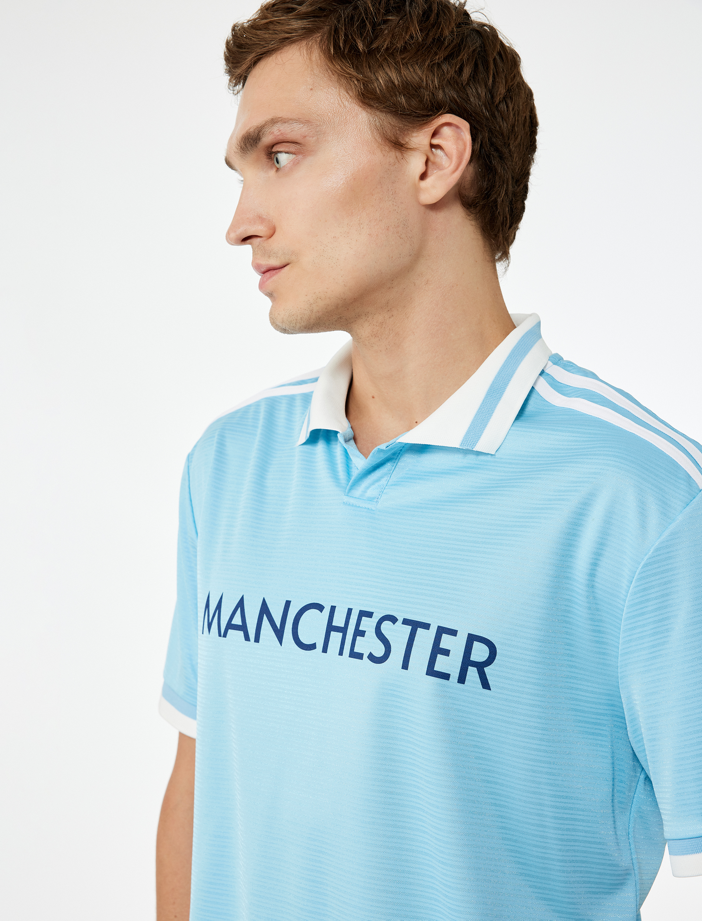   Rahat Kalıp Kısa Kollu Biyeli Polo Yaka Baskılı Spor Tişört