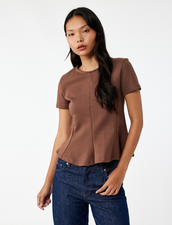  Kısa Kollu Bisiklet Yaka Volanlı Bluz