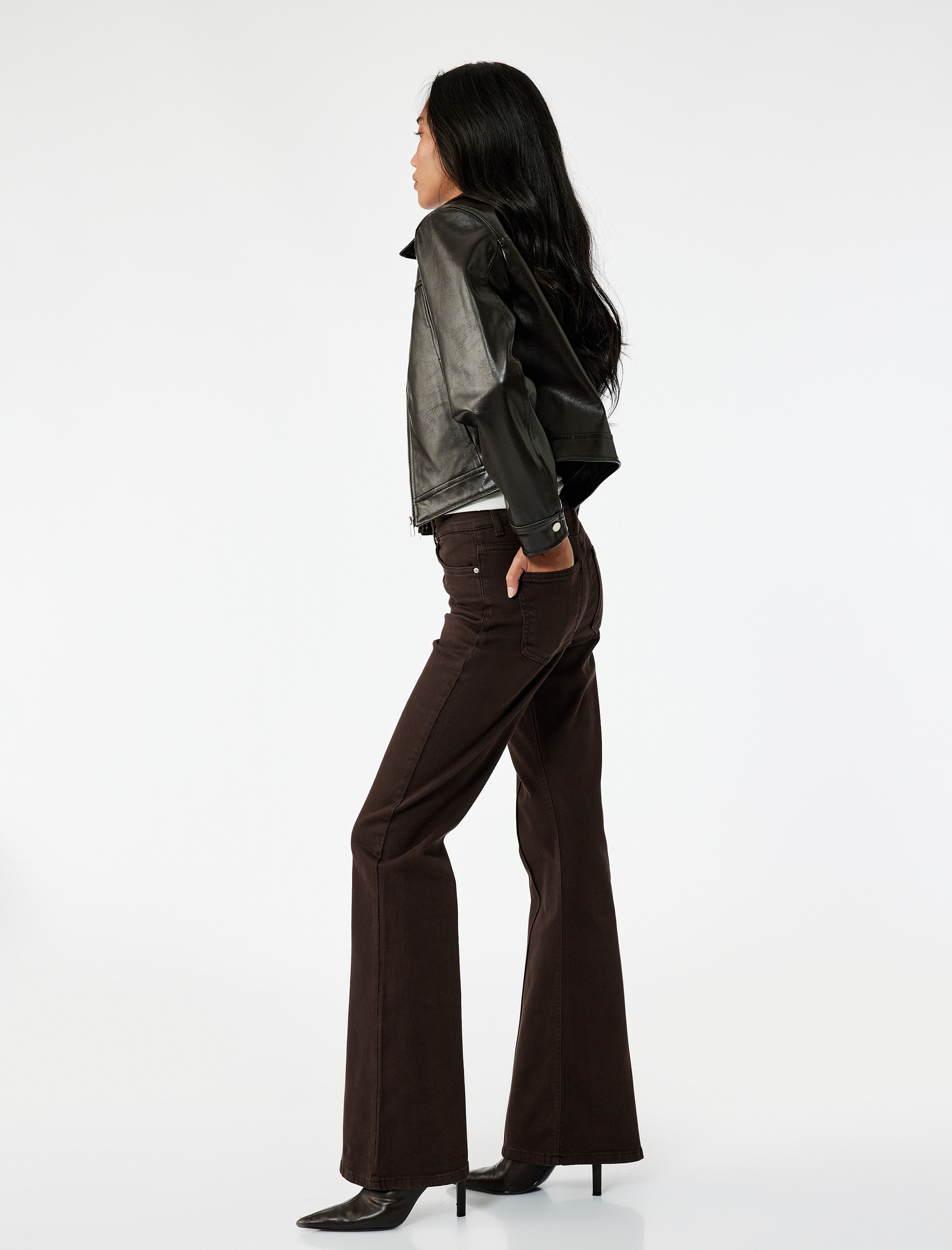   Dar Kesim Nervürlü İspanyol Paça Jean Pantolon - Flare Jeans