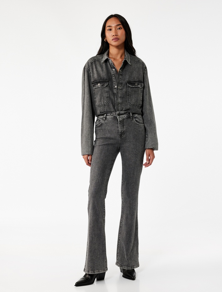  Pamuklu Normal Bel Dar Kesim İspanyol Paça Jean Pantolon - Flare Jeans