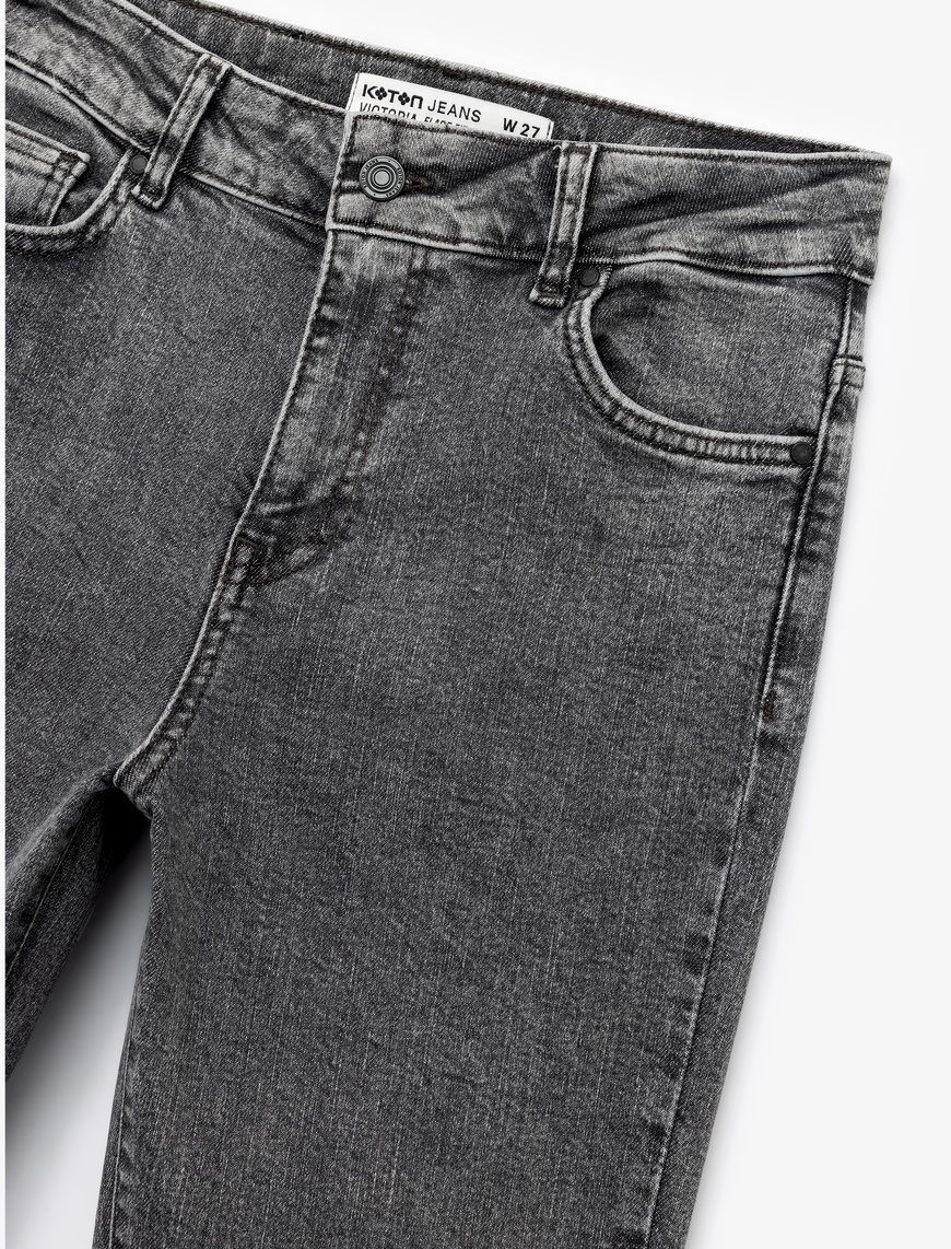   Pamuklu Normal Bel Dar Kesim İspanyol Paça Jean Pantolon - Flare Jeans