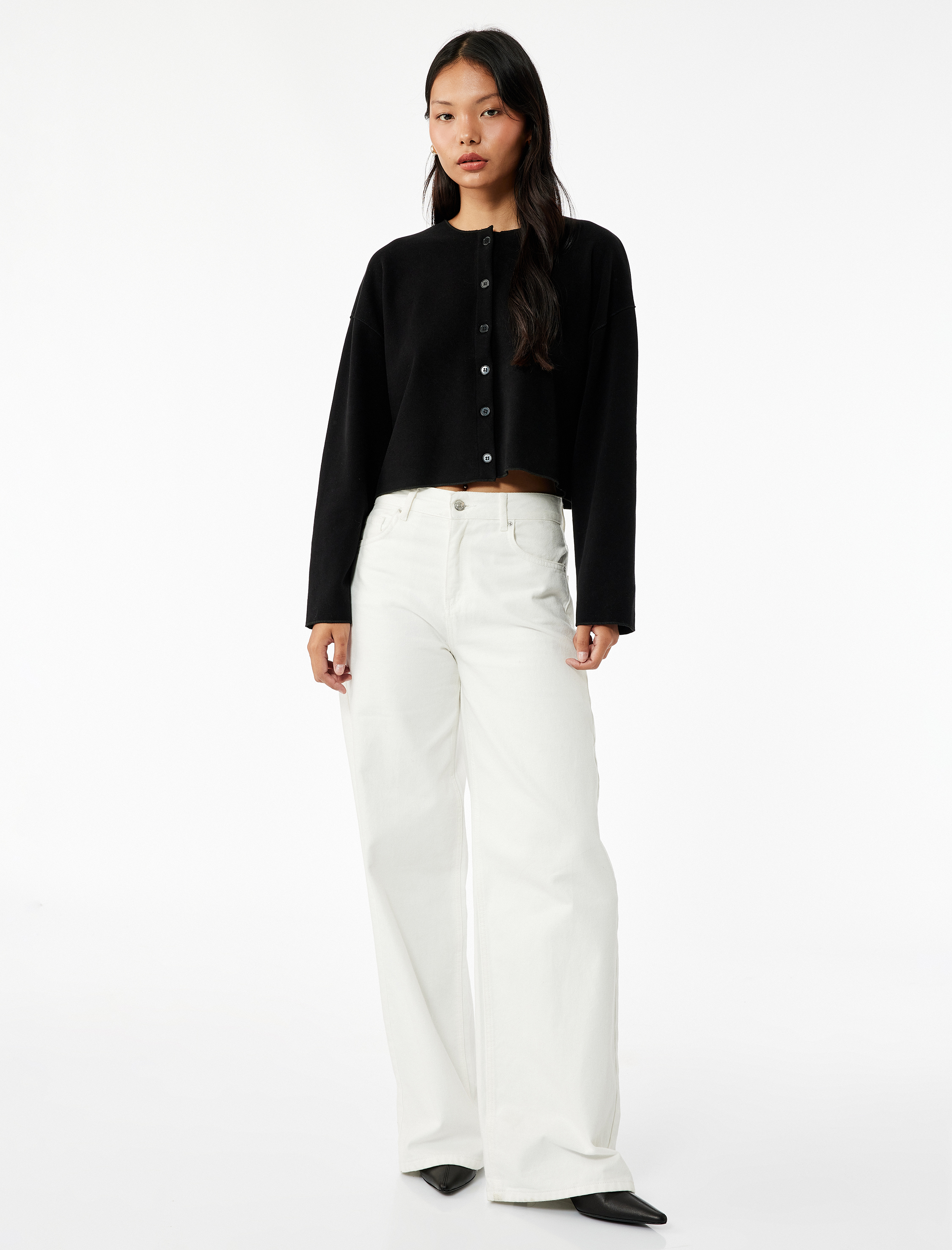   Uzun Kollu Bisiklet Yaka Düğmeli Triko Hırka