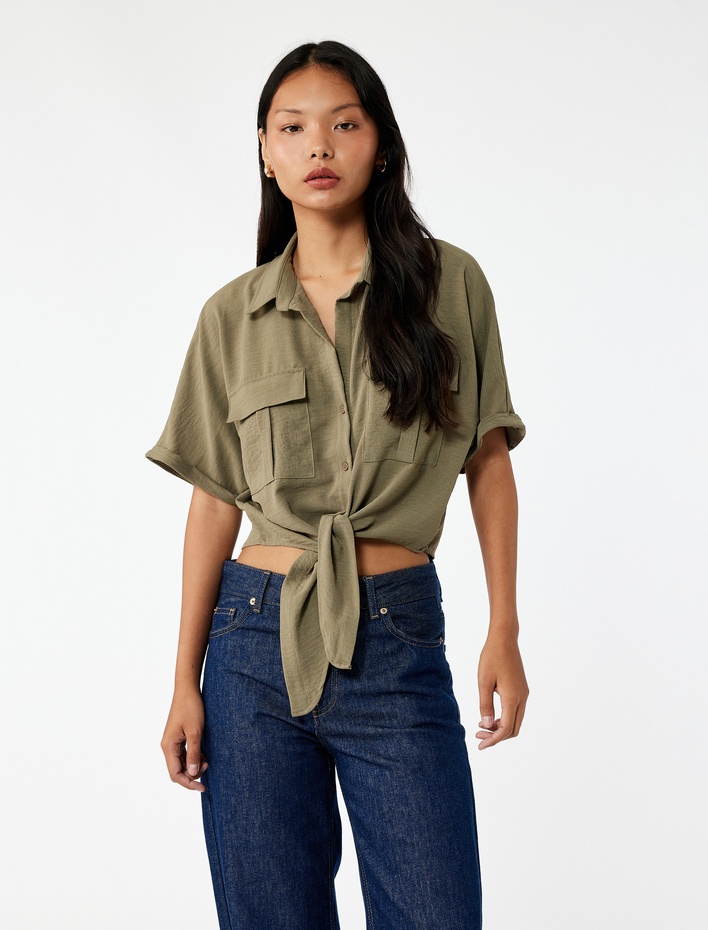  Rahat Kalıp Cep Detaylı Kısa Kollu Bağlamalı Crop Gömlek