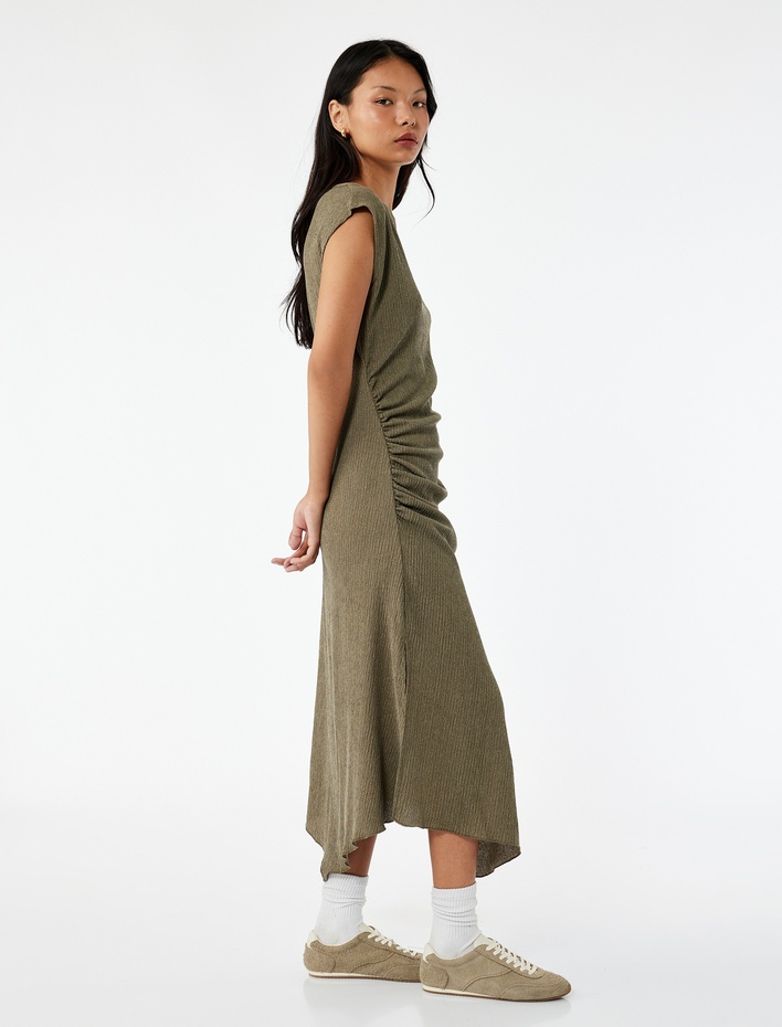  Kolsuz Bisiklet Yaka Asimetrik Bürümcük Drapeli Midi Elbise