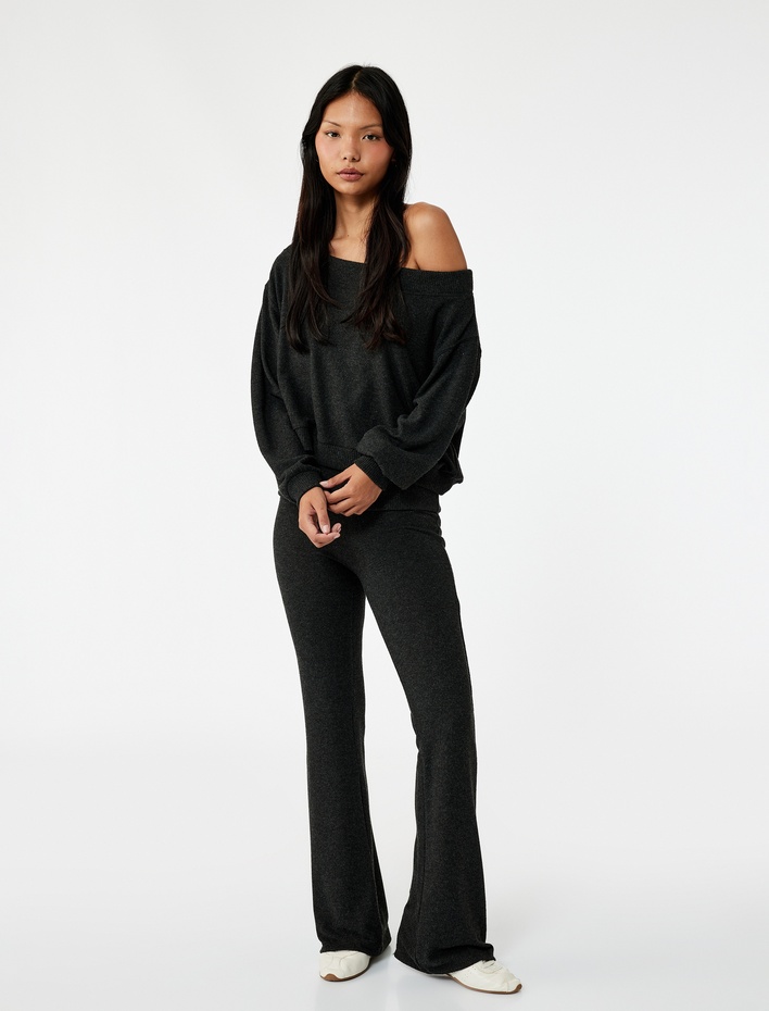  Viskon Karışımlı Rahat Kalıp Uzun Kollu Crop Omzu Açık Tişört