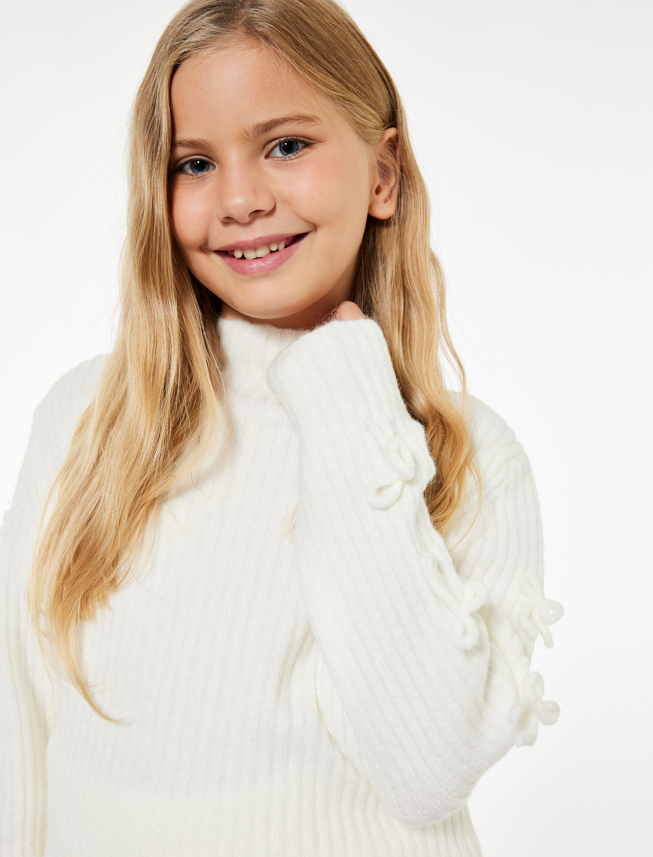  Kız Çocuk Fiyonk Detaylı Uzun Kollu Bisiklet Yaka Triko Kazak