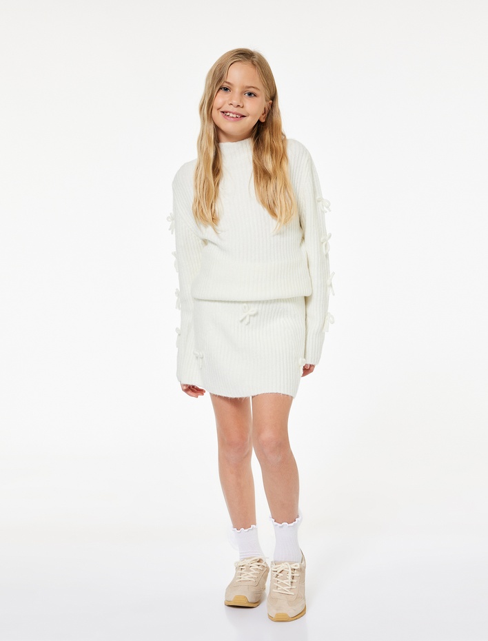 Kız Çocuk Uzun Kollu Bisiklet Yaka Bol Kalıp Fiyonklu Triko Kazak