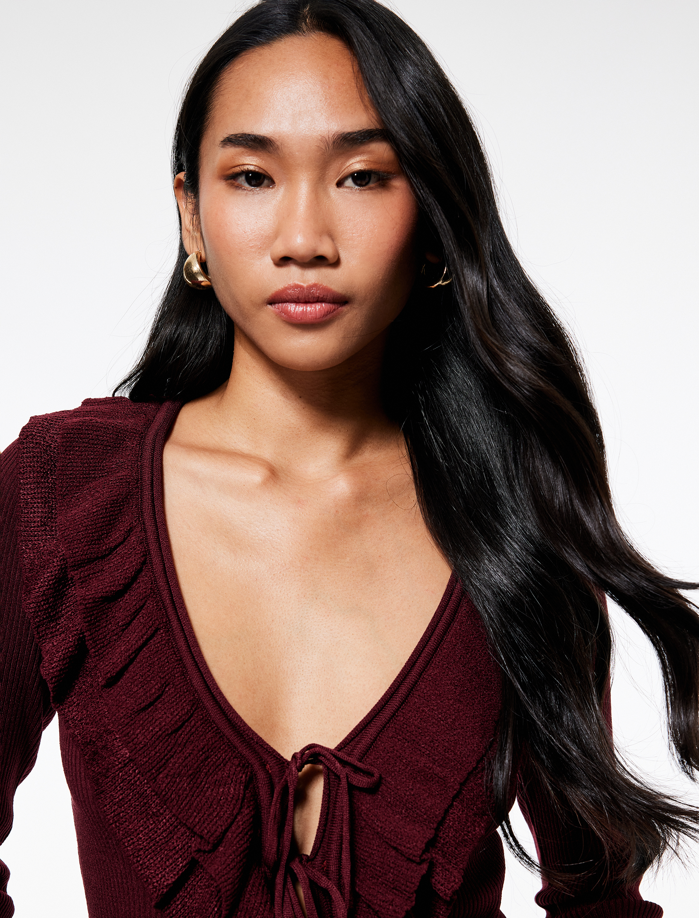   Önden Bağlama Detaylı Uzun Kollu V Yaka Fırfırlı Triko Hırka