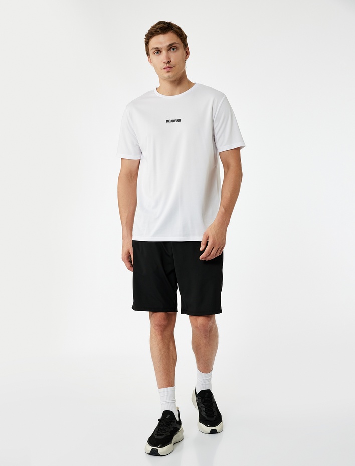  Kısa Kollu Rahat Kesim Bisiklet Yaka Baskılı Spor Tişört