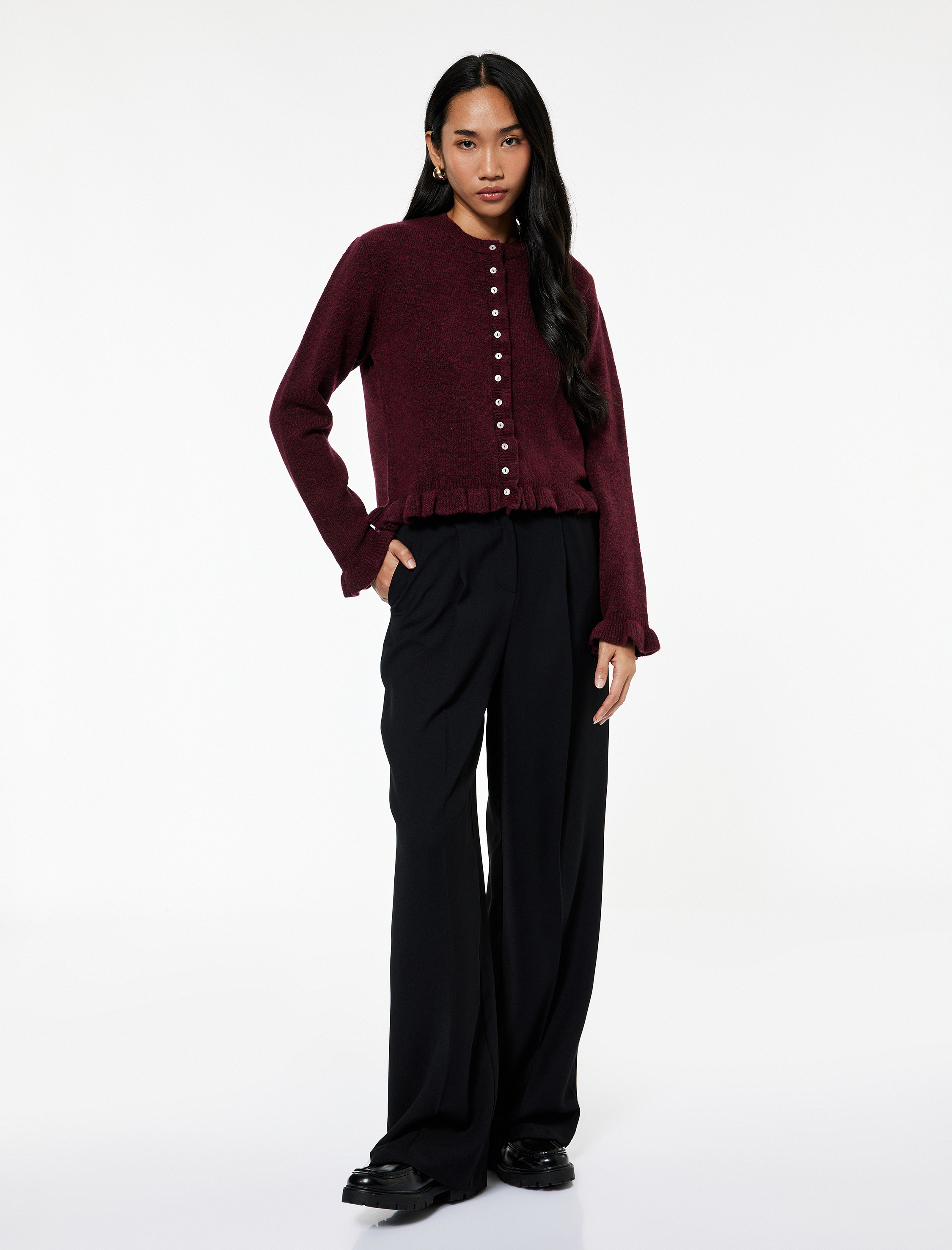   Fırfır Detaylı Uzun Kollu Bisiklet Yaka Triko Hırka