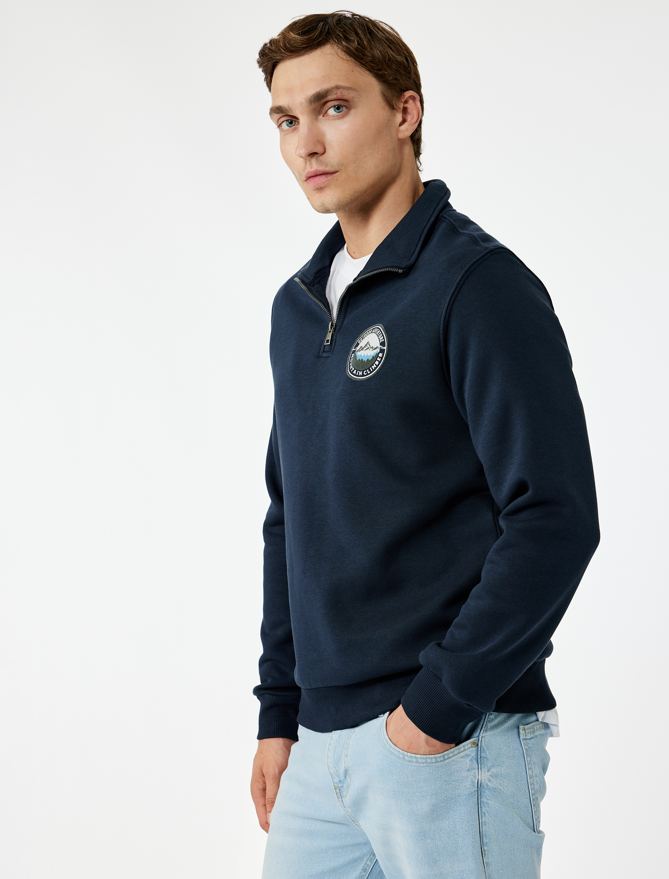   Şardonlu Uzun Kollu Baskılı Yarım Fermuarlı Sweatshirt