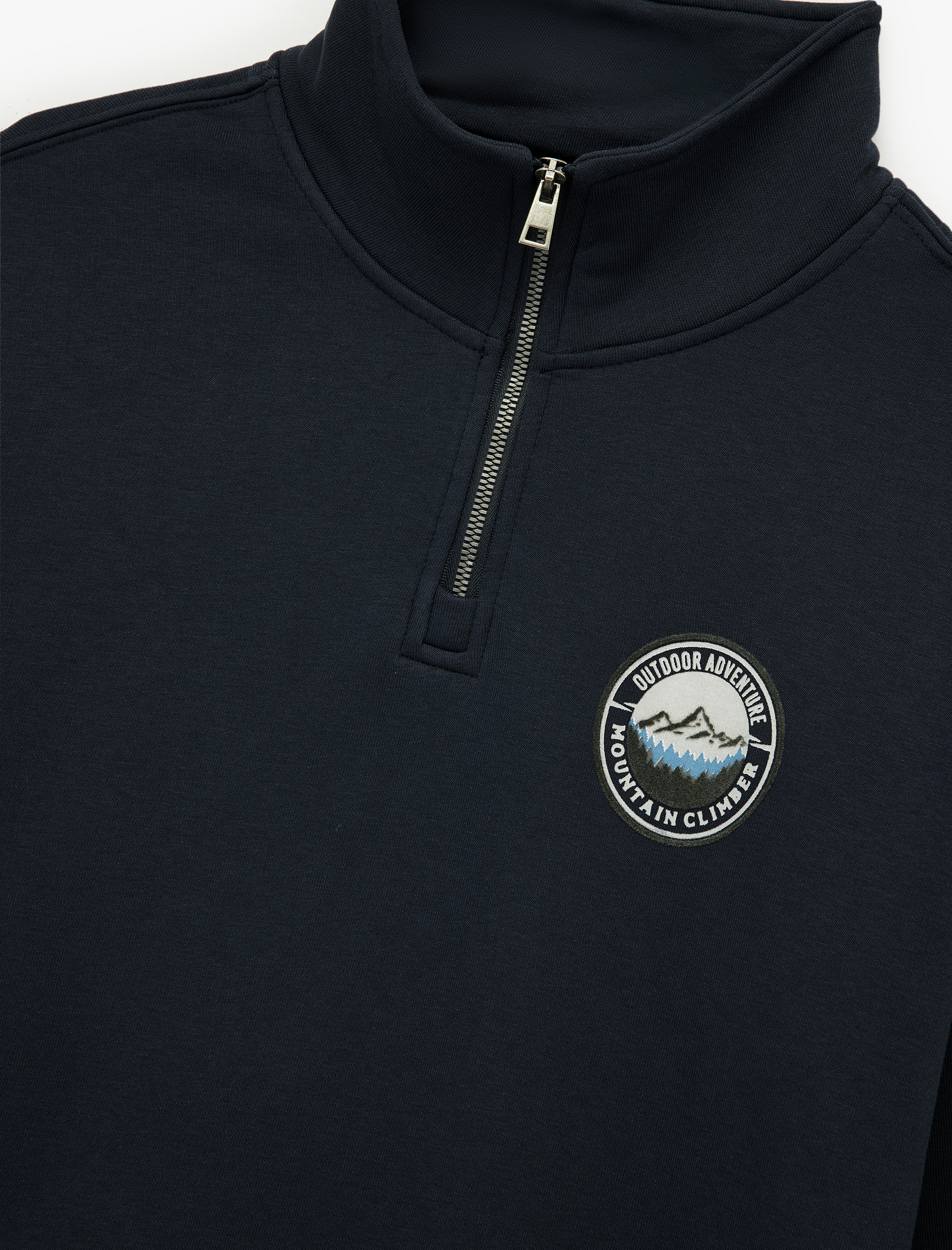   Şardonlu Uzun Kollu Baskılı Yarım Fermuarlı Sweatshirt