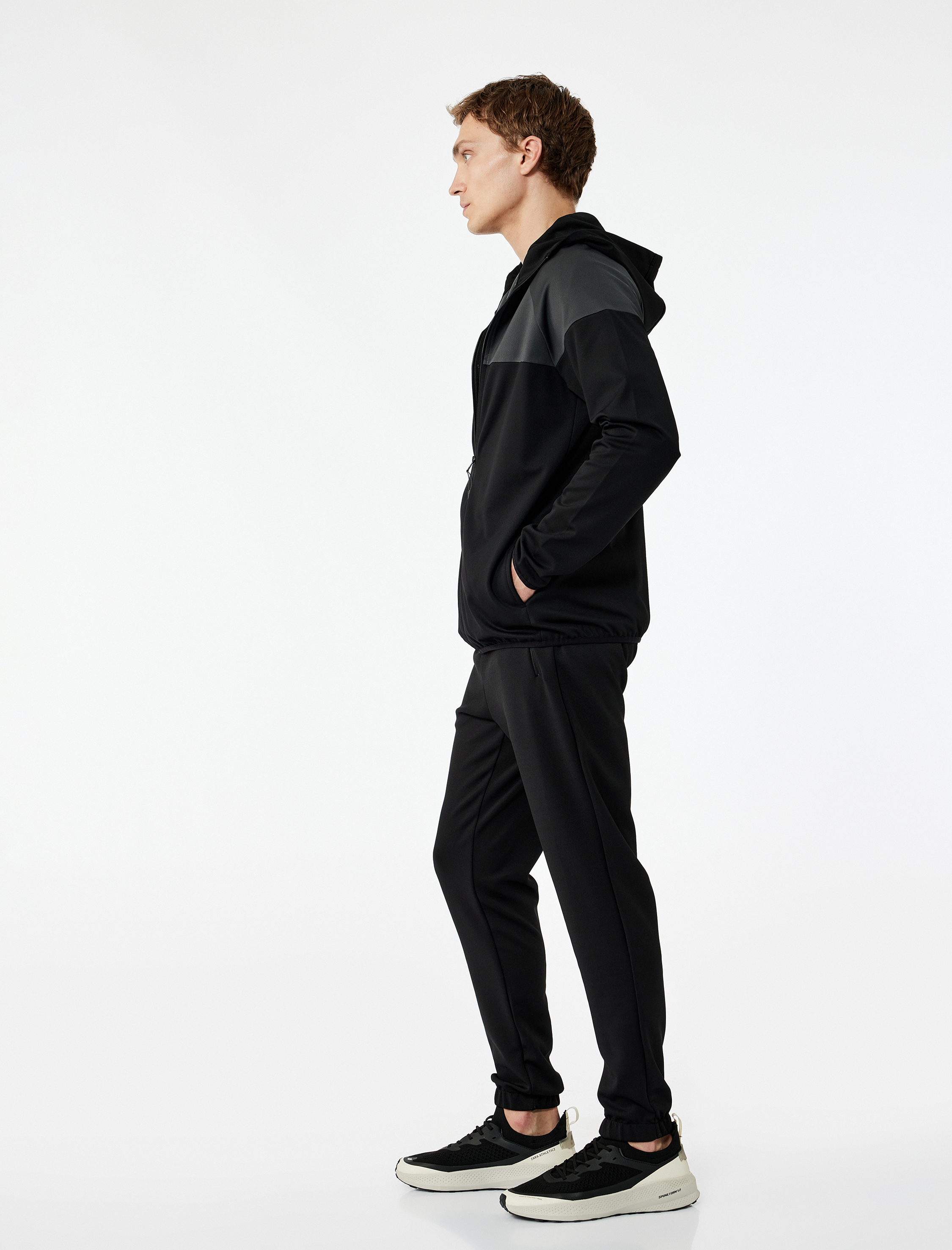   Fermuarlı Cepli Straight Fit Beli Bağcıklı Jogger Spor Eşofman Altı