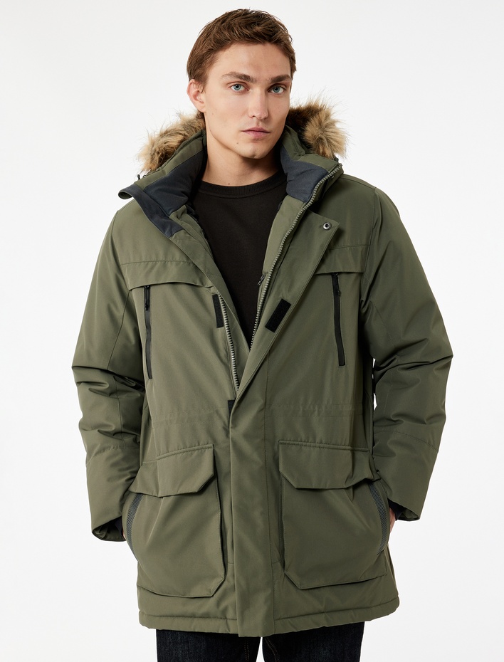  Uzun Kollu Kapaklı Cepli Fermuarlı Suni Kürklü Kapşonlu Parka