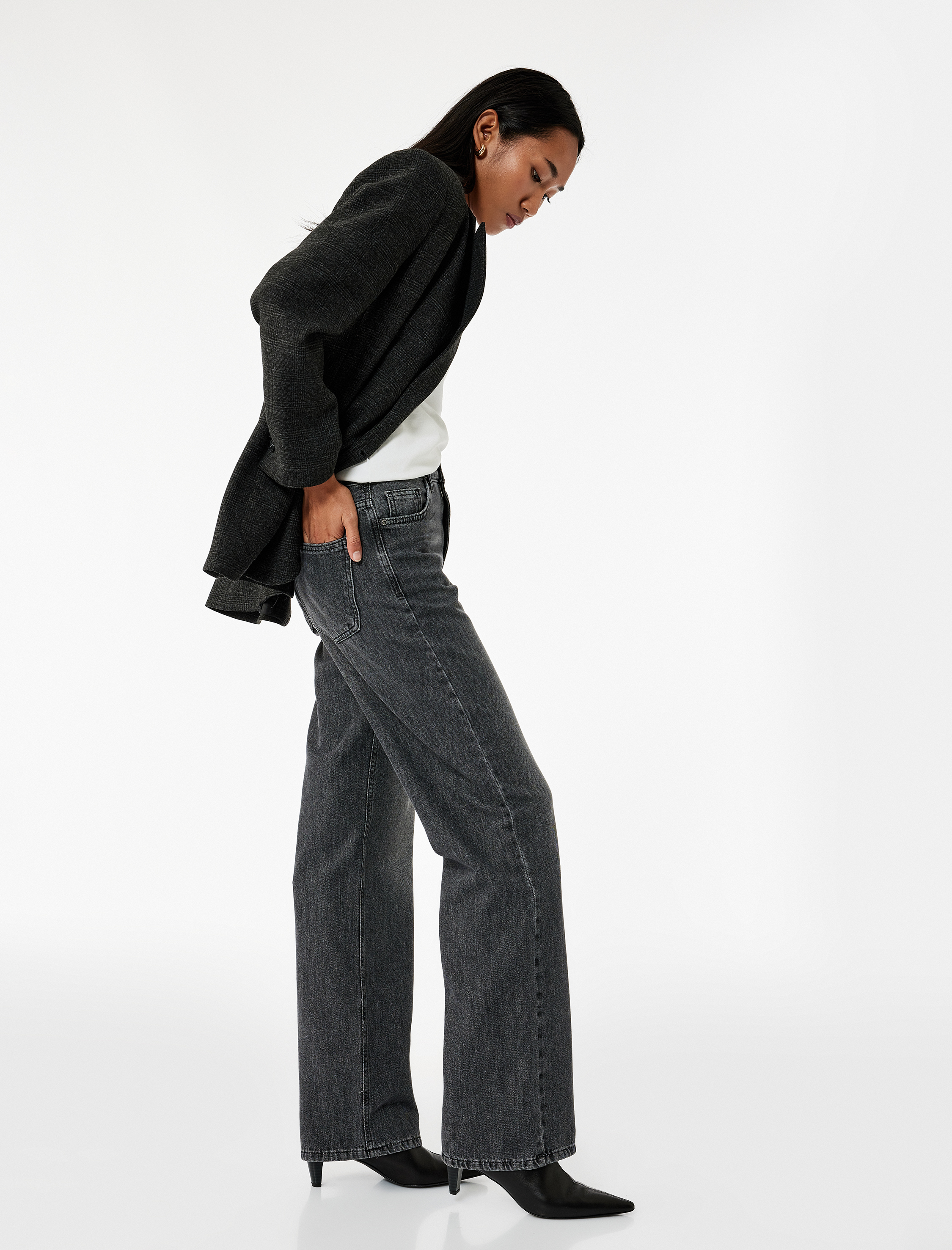   Yıkamalı Cepli Normal Bel Düz Paça Jean Pantolon -  Longer Straight Fit Jean