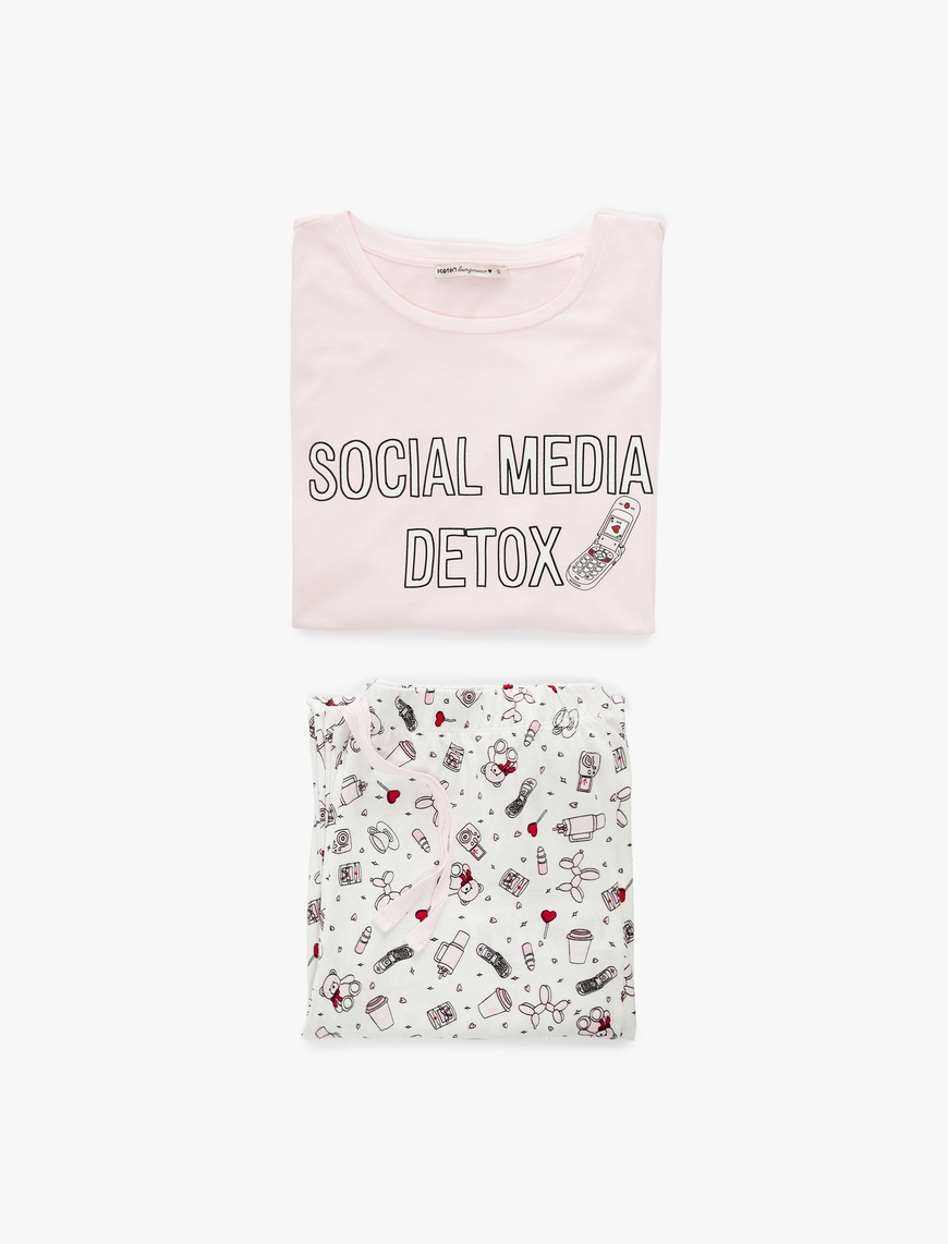   Pamuklu Kısa Kollu Bisiklet Yaka Baskılı Pijama Takımı