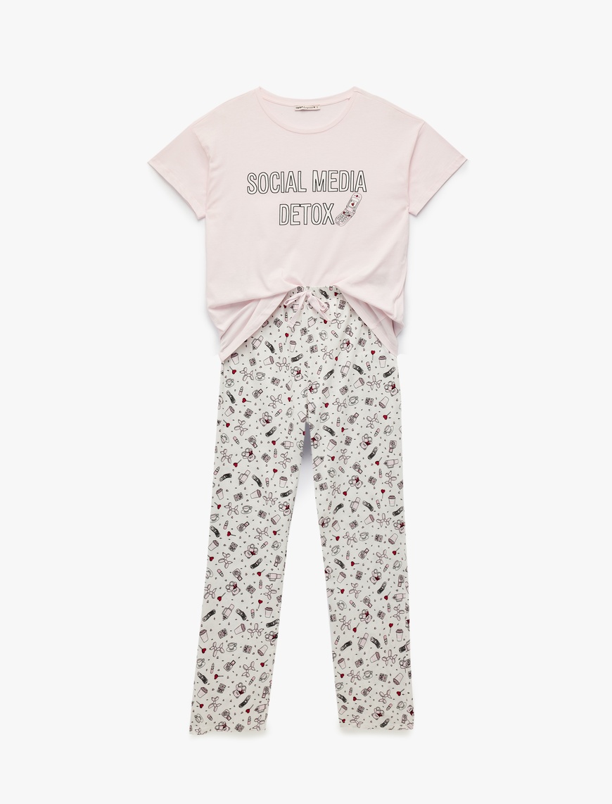   Pamuklu Kısa Kollu Bisiklet Yaka Baskılı Pijama Takımı