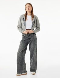 Uzun Kollu Kapüşonlu Şardonlu Yıldız Baskılı Fermuarlı Crop Sweatshirt