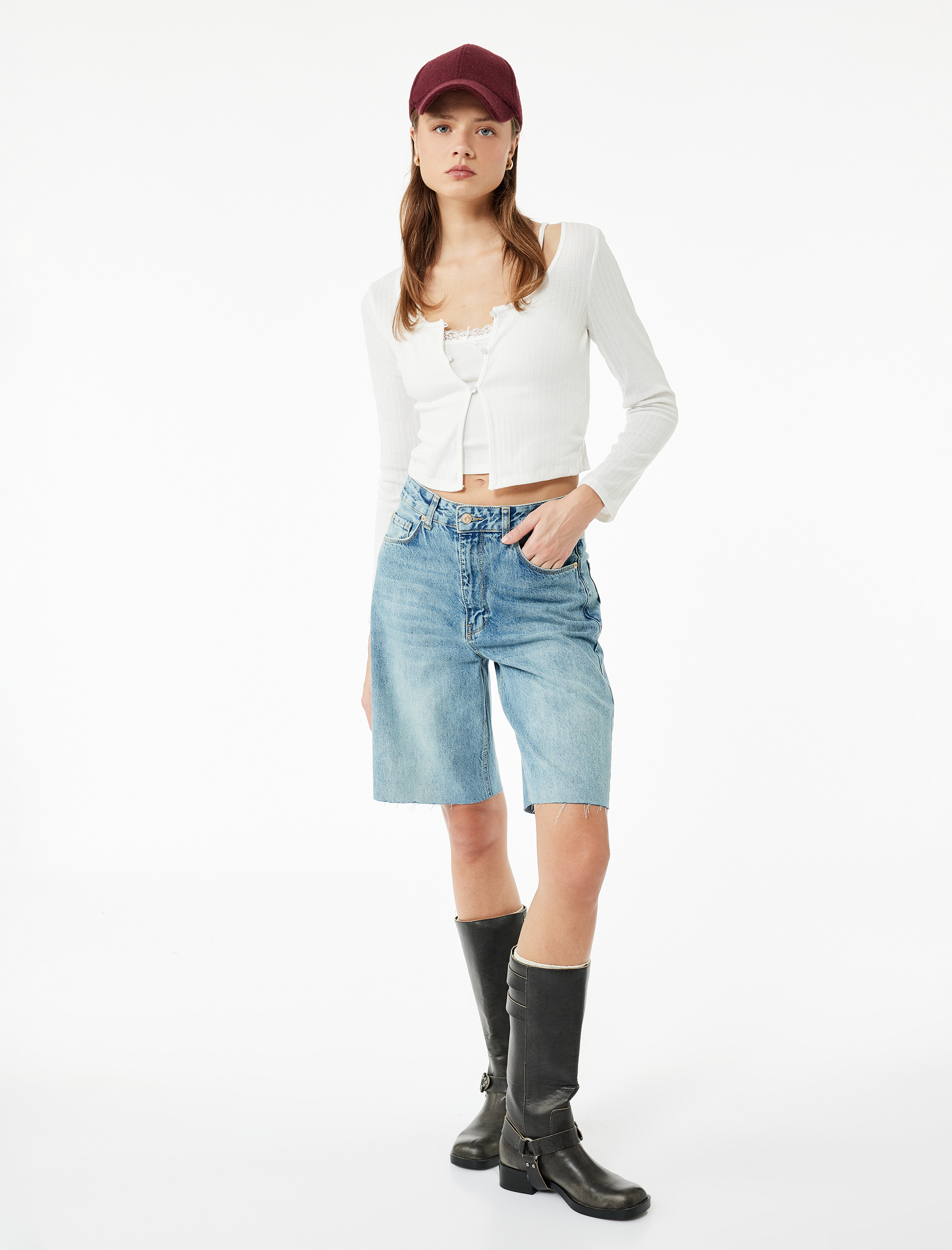   Slim Fit Bisiklet Yaka Atlet Detaylı Dantelli Fitilli Uzun Kollu Tişört