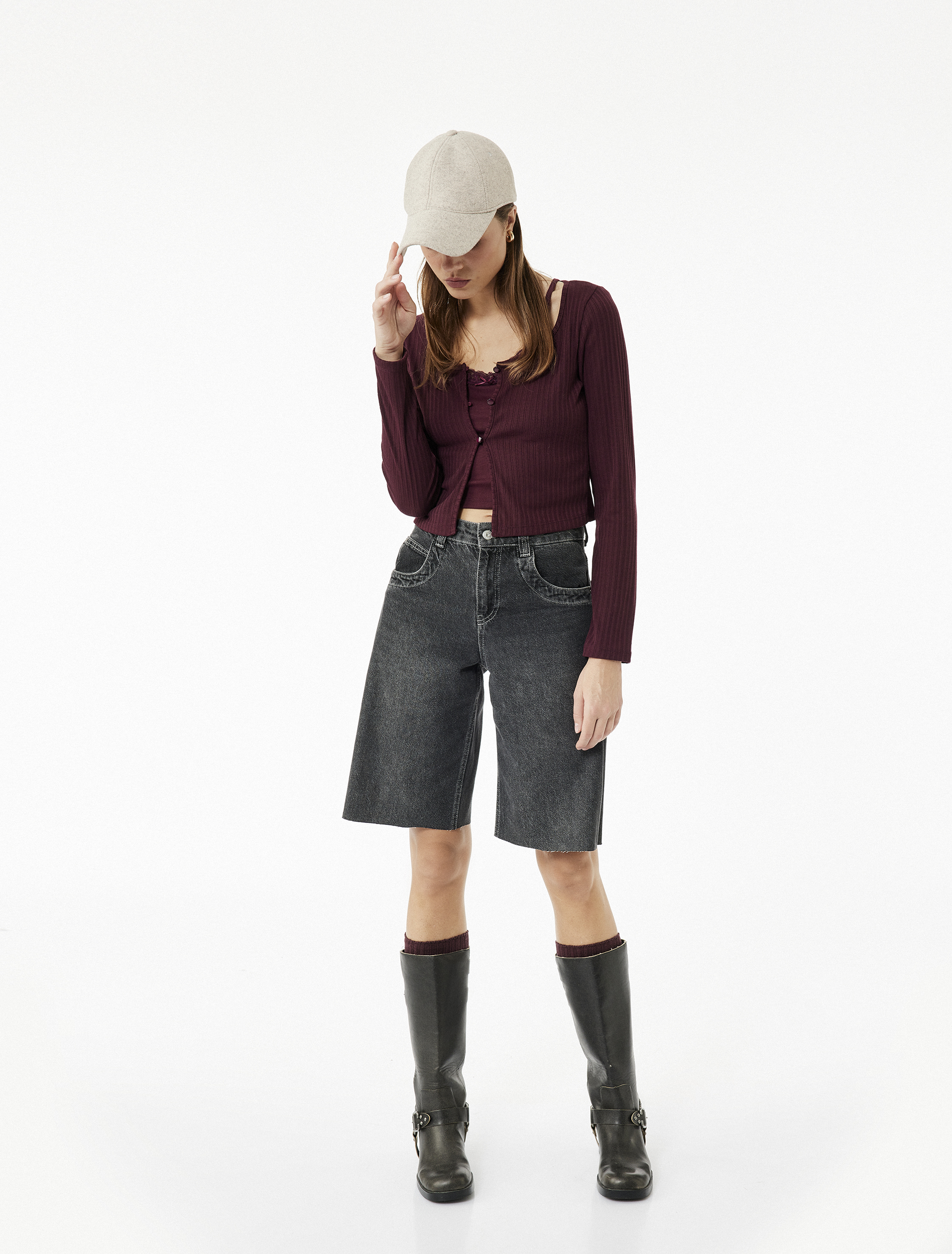   Slim Fit Bisiklet Yaka Atlet Detaylı Dantelli Fitilli Uzun Kollu Tişört