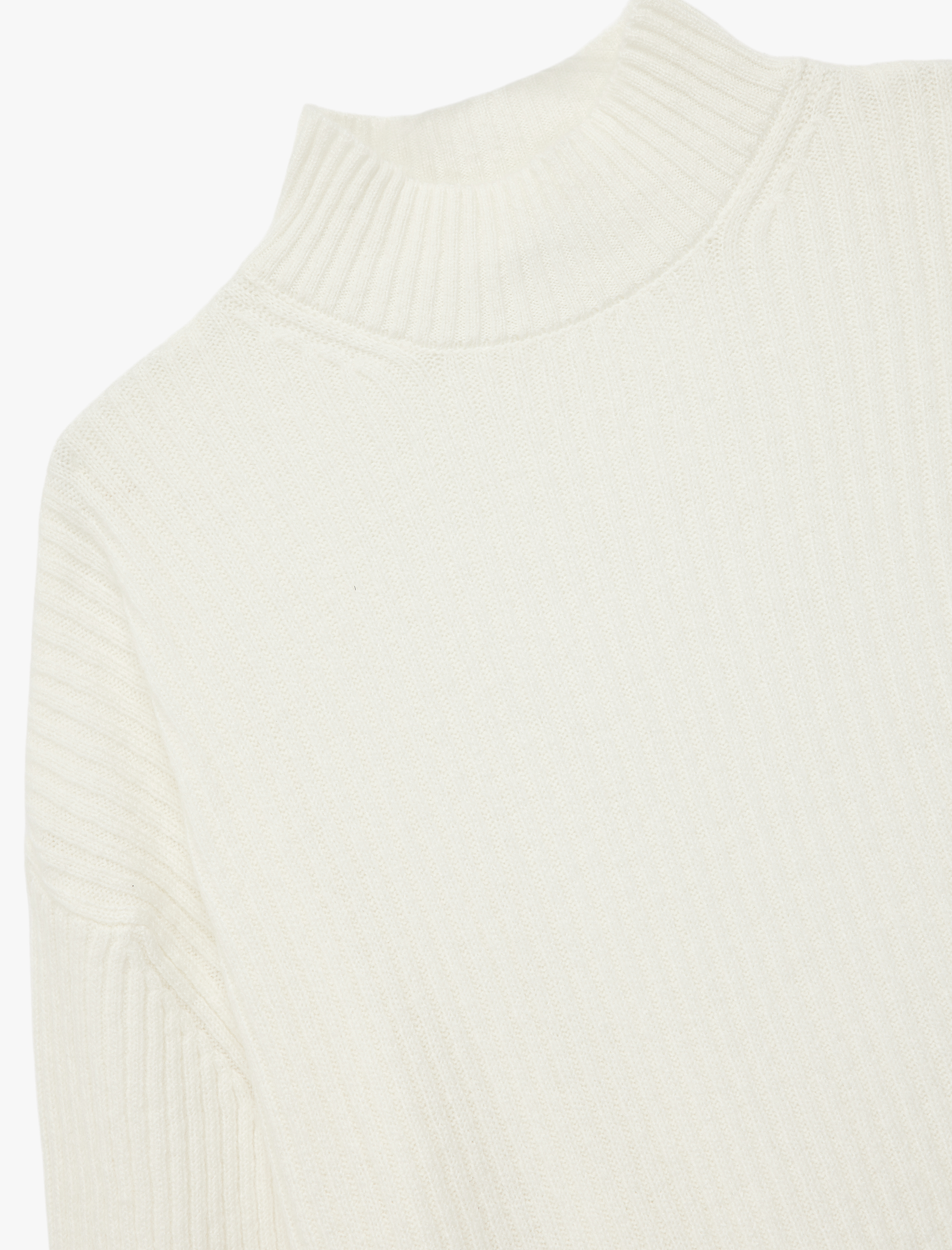   Dik Yaka Uzun Kollu Rahat Kalıp Triko Kazak