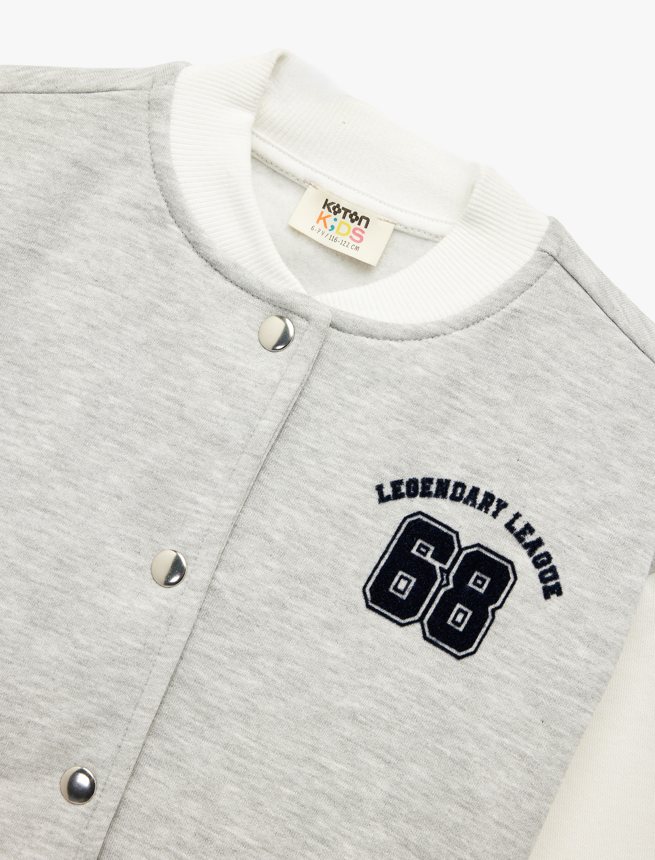  Kız Çocuk Düğmeli Baskılı Uzun Kollu Yuvarlak Yaka Crop Kolej Ceket