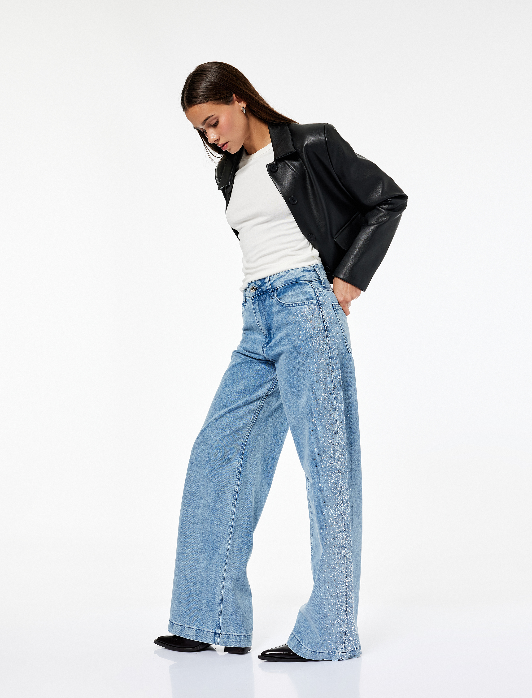   Düğmeli Cepli Geniş Paça Pamuklu Taşlı Jean Pantolon - Wide Leg Jeans