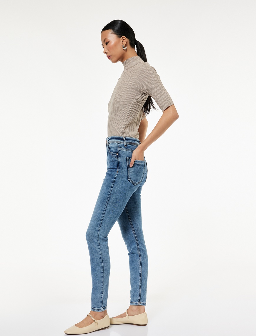   Yüksek Bel Düğmeli Cepli Dar Paça Skinny Jean Pantolon - Skinny Jeans