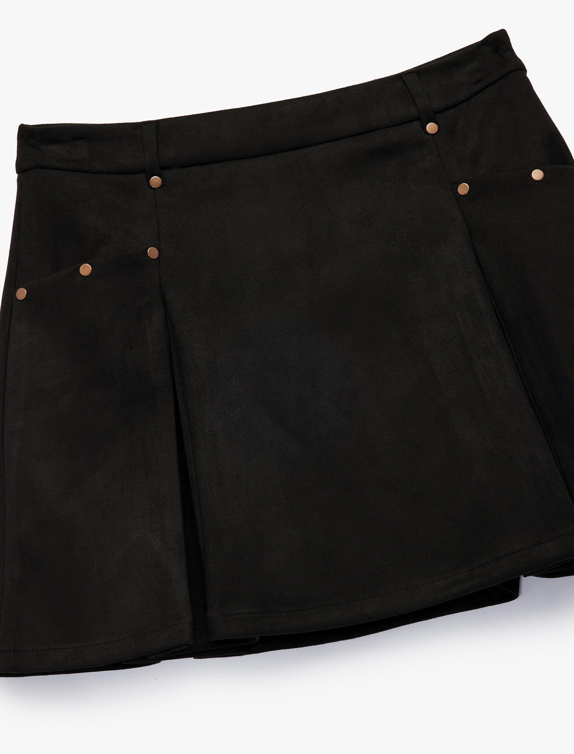   Metal Aksesuarlı A Kesim Süet Görünümlü Mini Etek