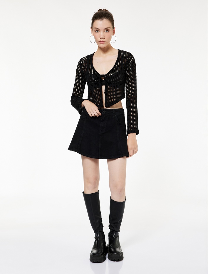  V Yaka Uzun Kollu Önden Bağlamalı Ajurlu Hırka