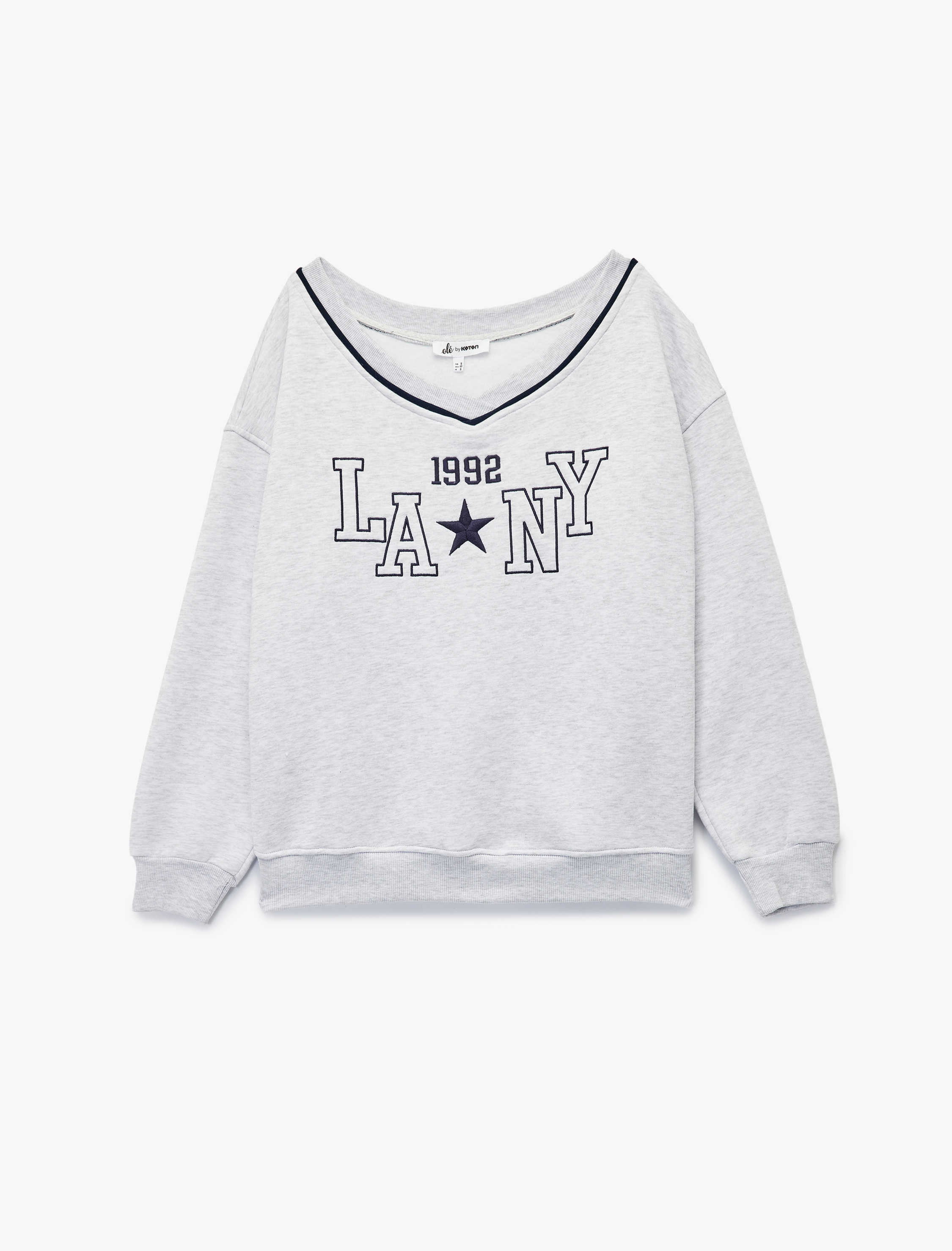 Uzun Kollu V Yaka Biyeli Nakışlı Oversize Sweatshirt