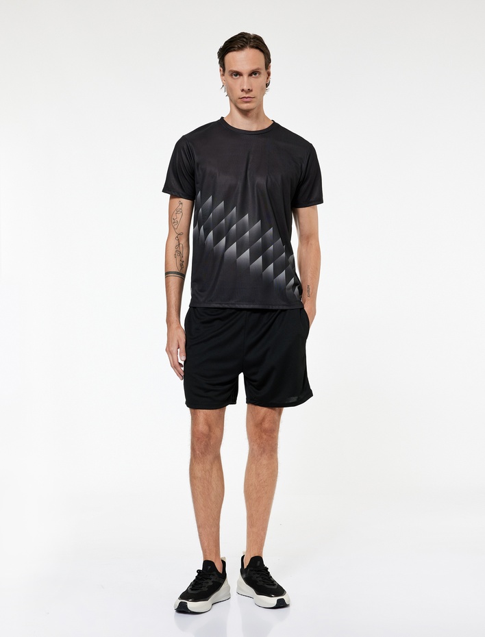  Baskı Detaylı Cepli Kısa Spor Şort