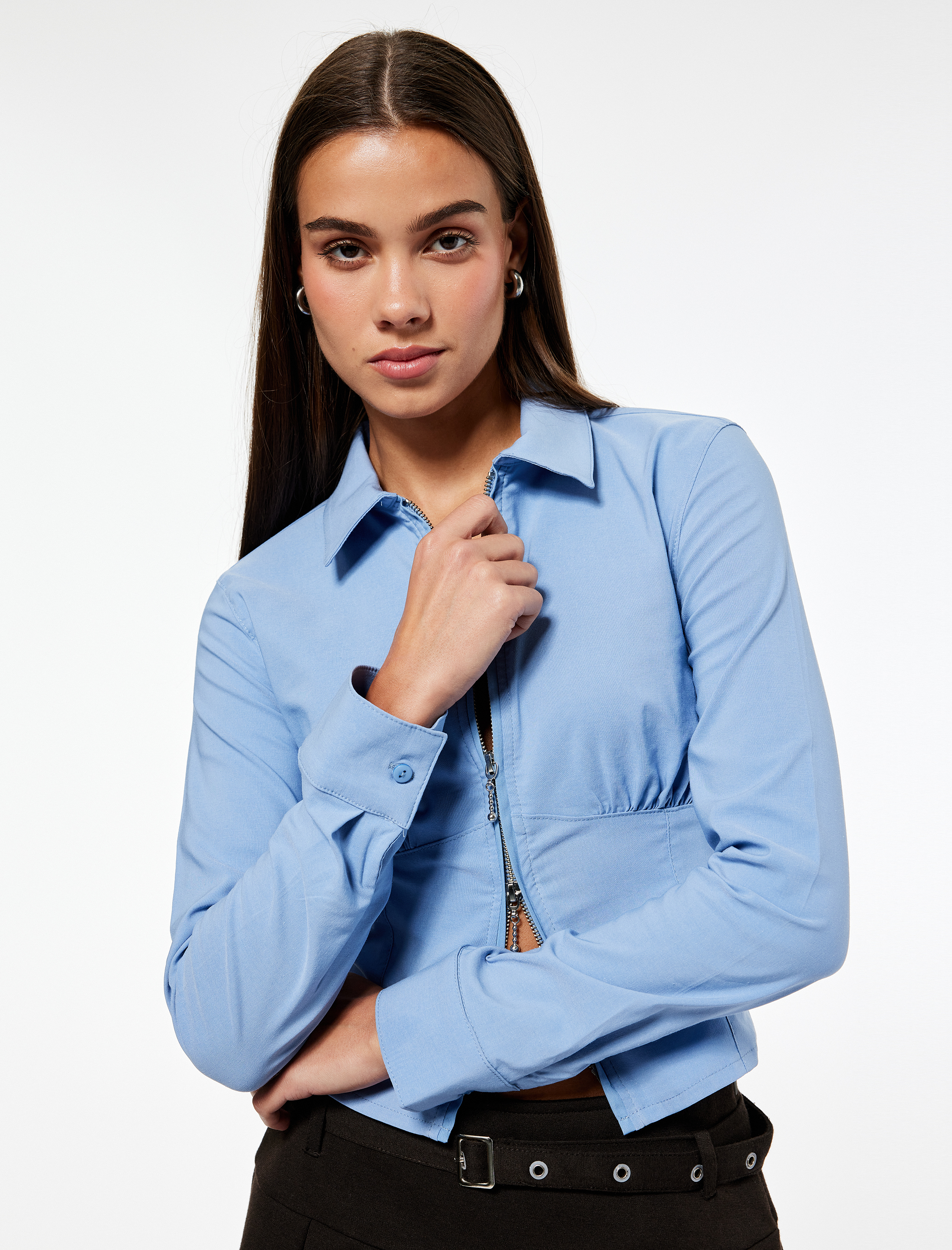   Klasik Yaka Korse Görünümlü Slim Fit Uzun Kollu Crop Fermuarlı Gömlek