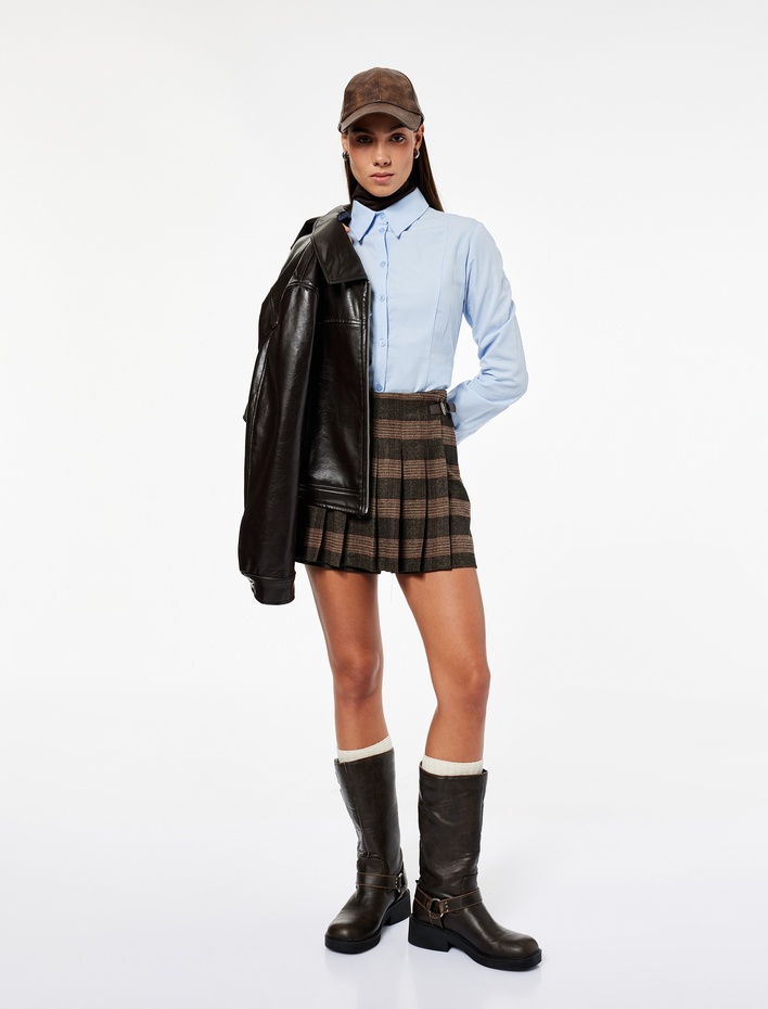  Pamuklu Uzun Kollu Slim Fit Düğmeli Klasik Yaka Gömlek