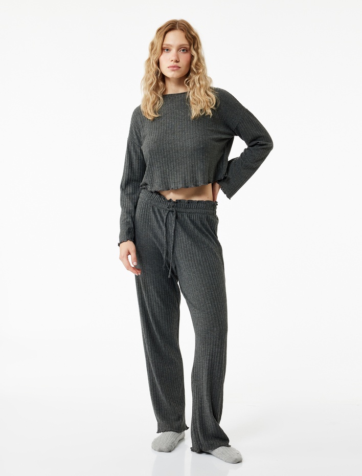  Uzun Kollu Bisiklet Yaka Rahat Kalıp Triko Pijama Üstü