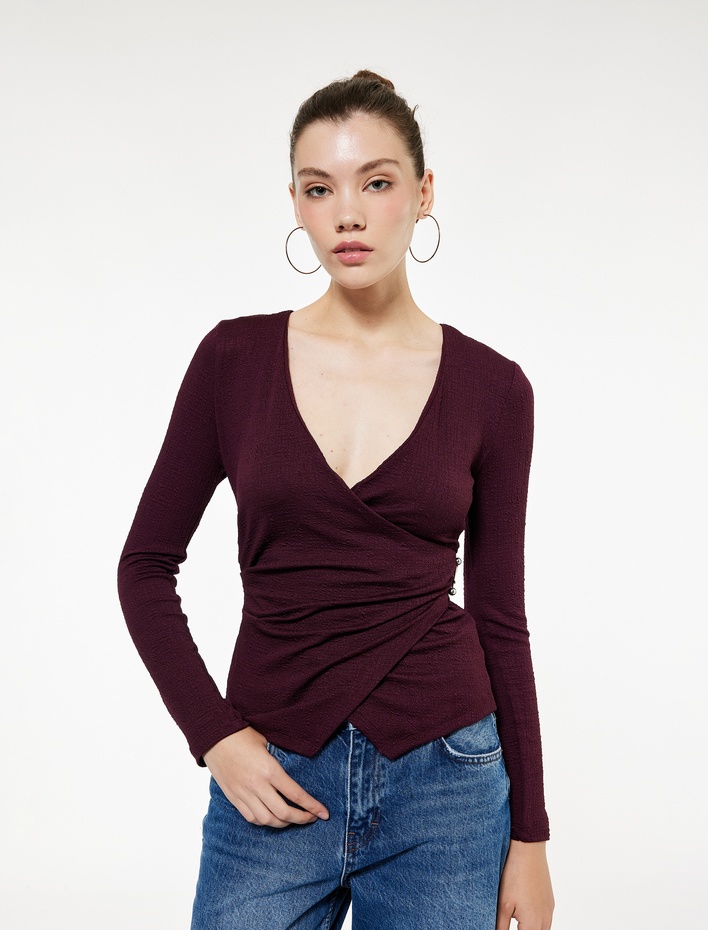  Metal Aksesuarlı Uzun Kollu Slim Fit Bürümcük Kruvaze Yaka Bluz