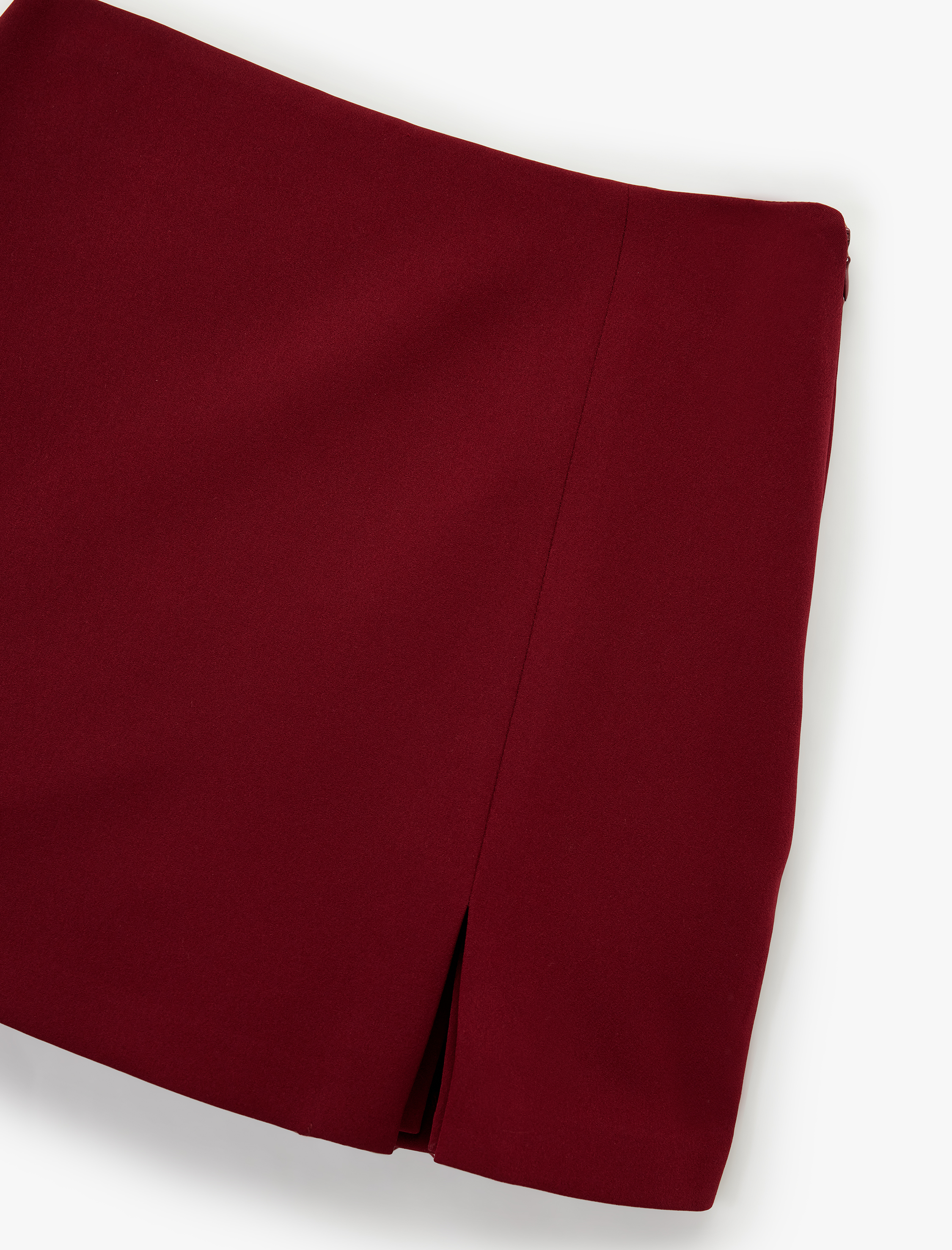   Yırtmaç Detaylı Mini Şort Etek