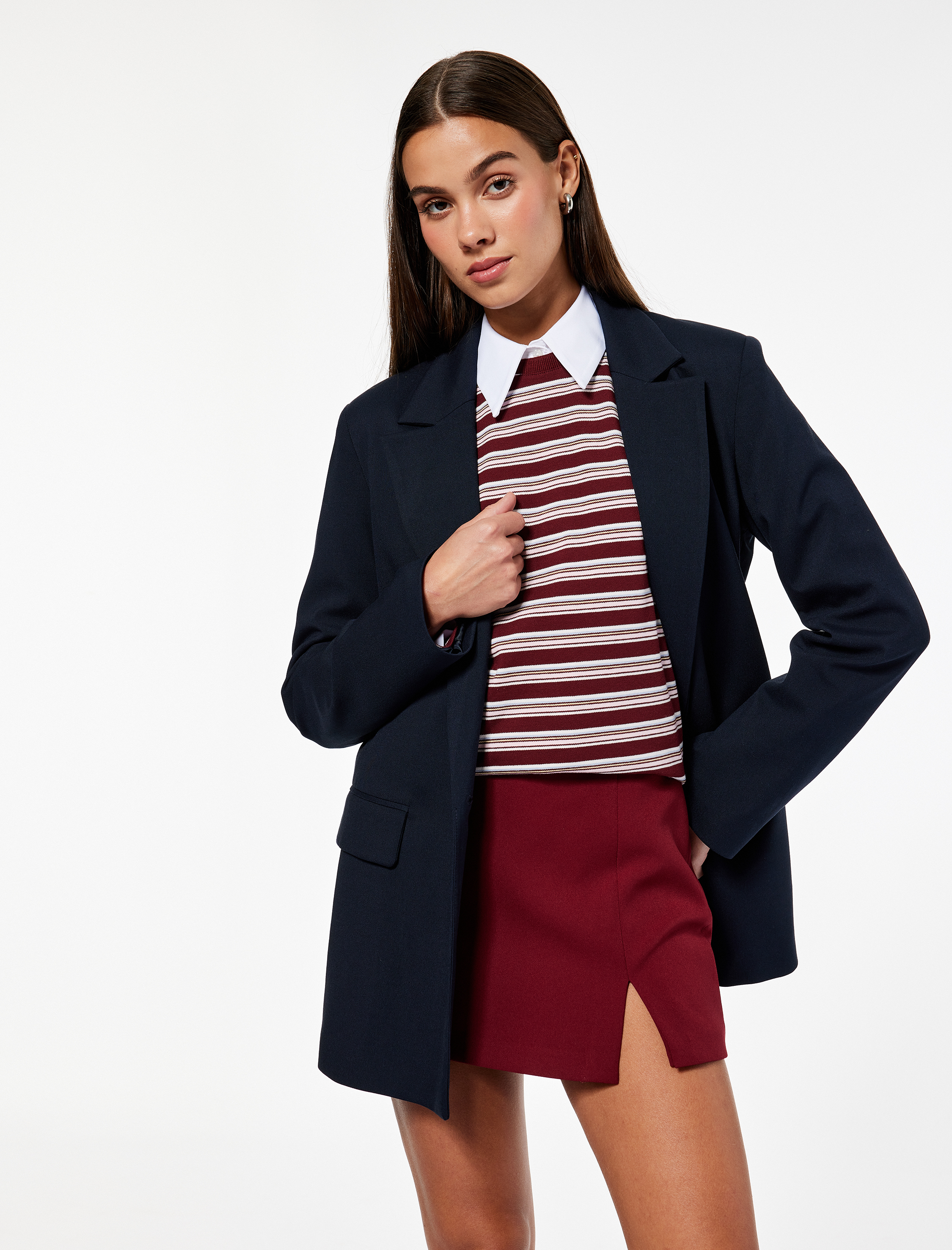   Yırtmaç Detaylı Mini Şort Etek